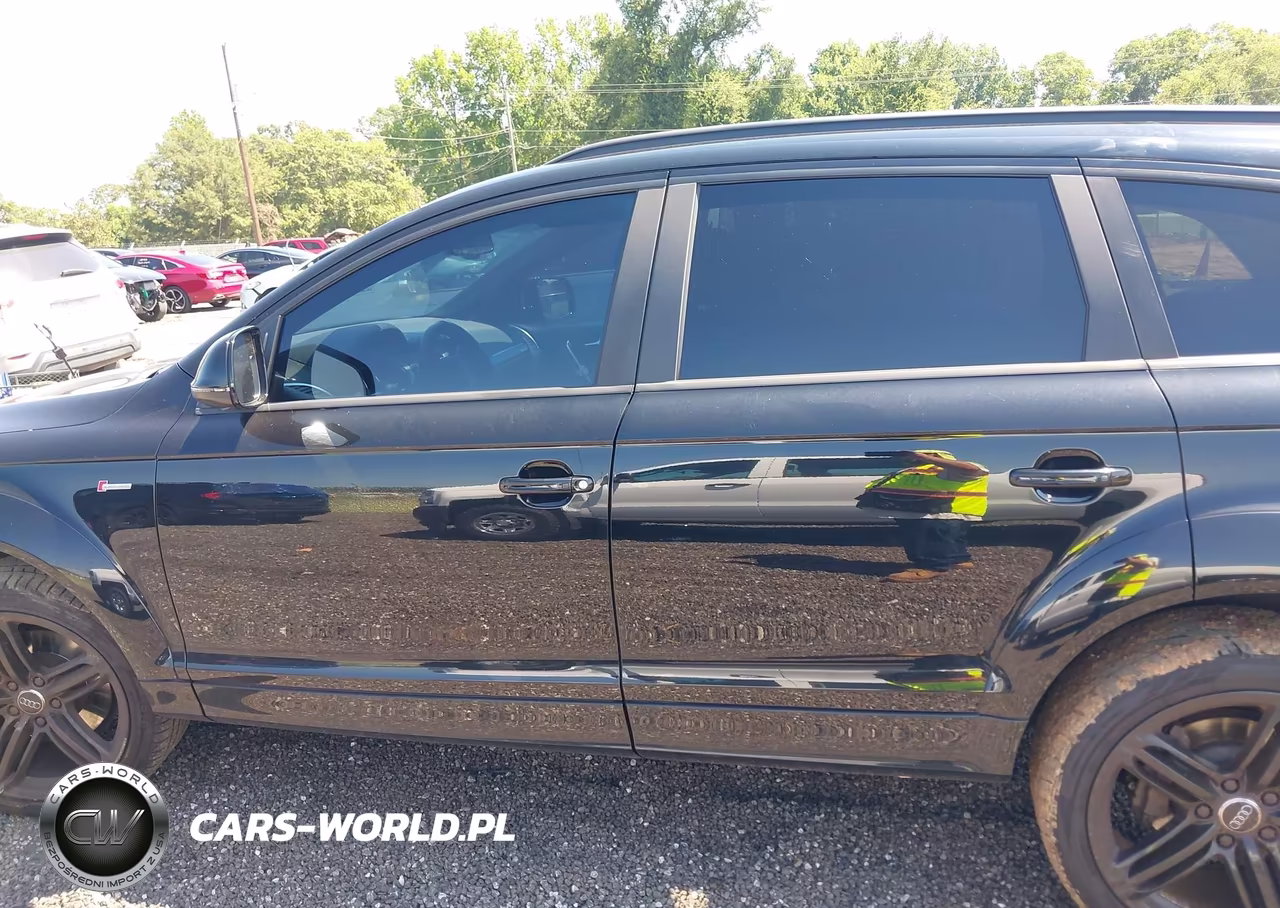 2015 Audi Q7 3.0T S Line Prestige VIN:WA1DGAFE4FD001489 - 14