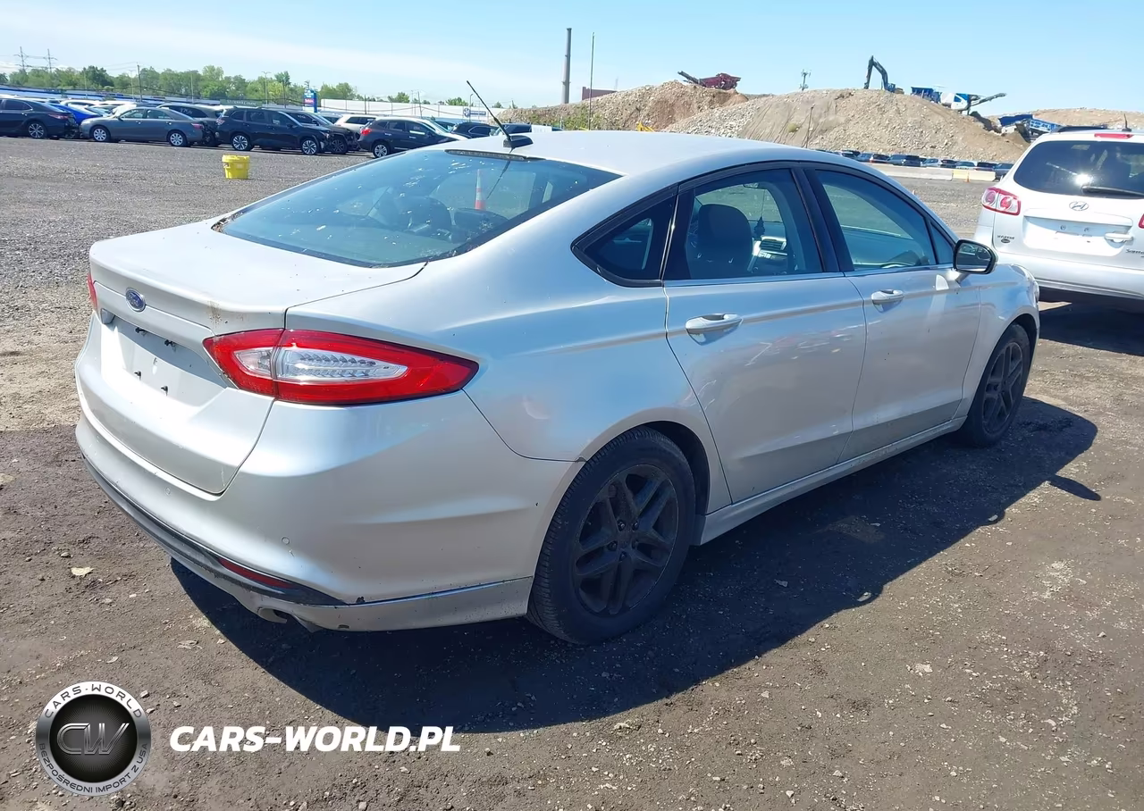 2013 Ford Fusion Se VIN:3FA6P0H79DR348060 - 4
