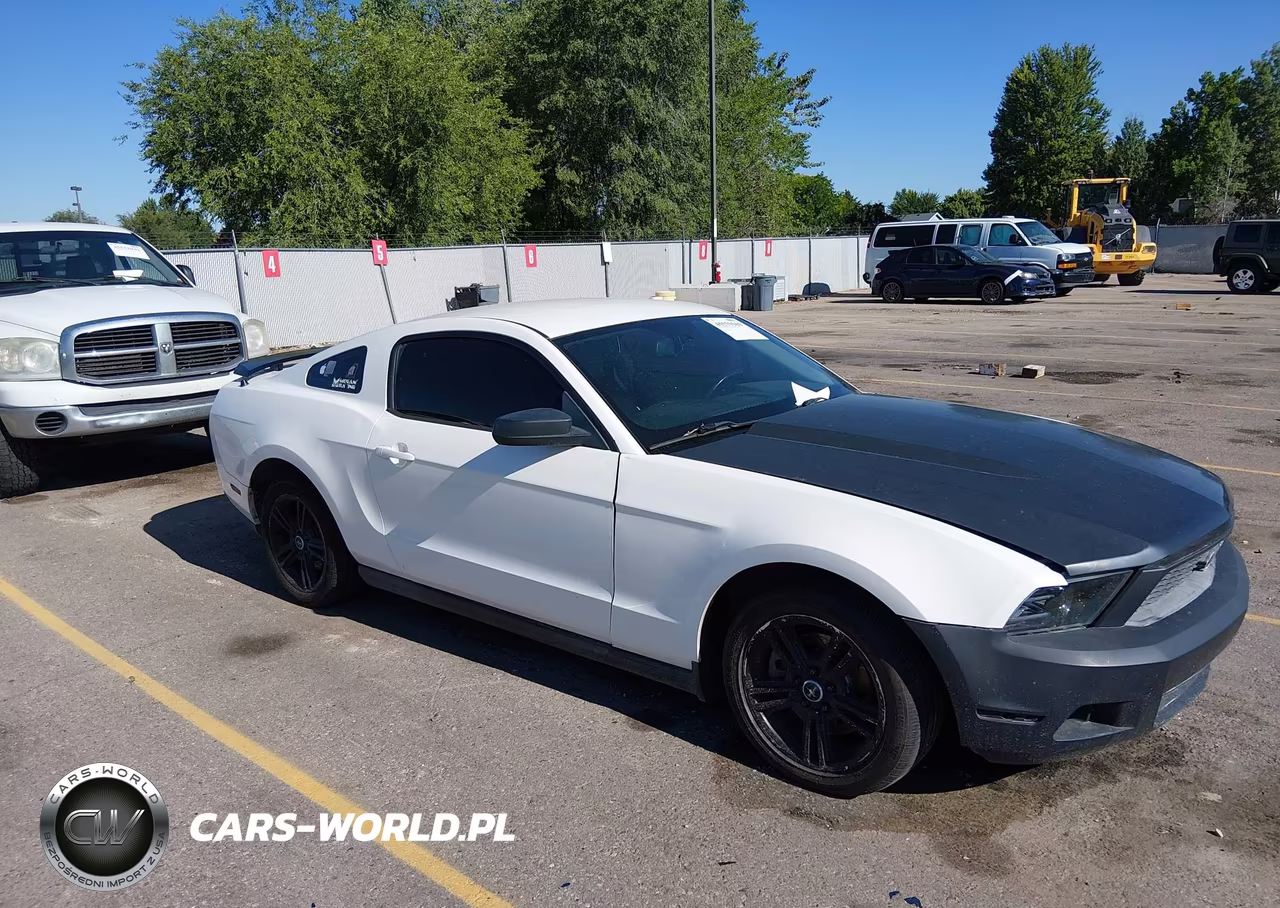 2011 Ford Mustang V6 Premium
