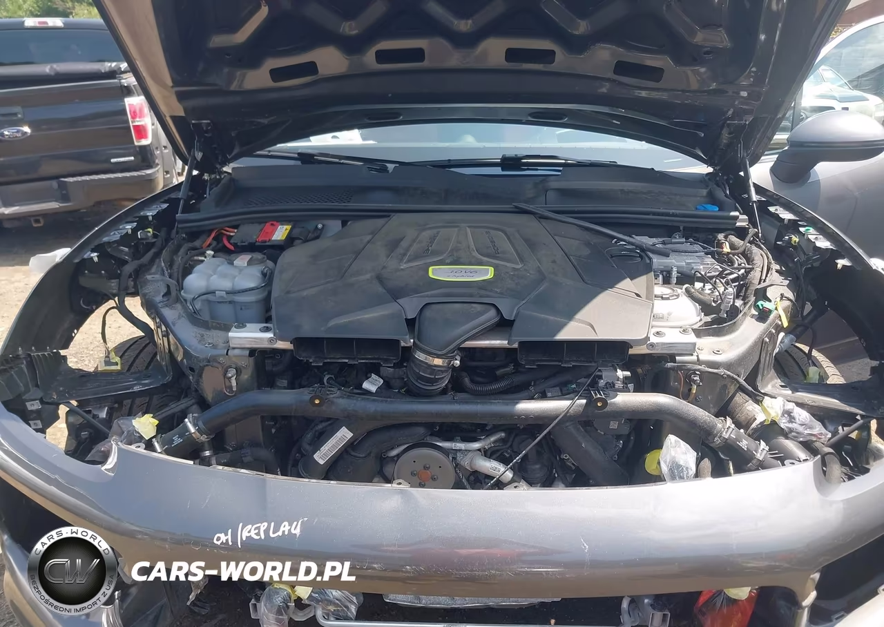 2022 Porsche Cayenne E-Hybrid Platinum Edition VIN:WP1AE2AY8NDA26429 - 10