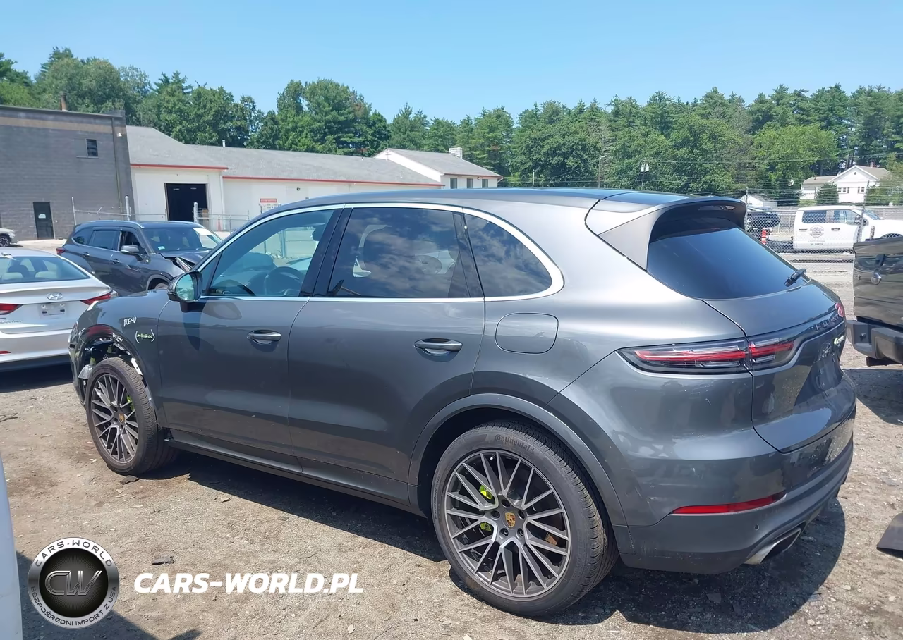 2022 Porsche Cayenne E-Hybrid Platinum Edition VIN:WP1AE2AY8NDA26429 - 15