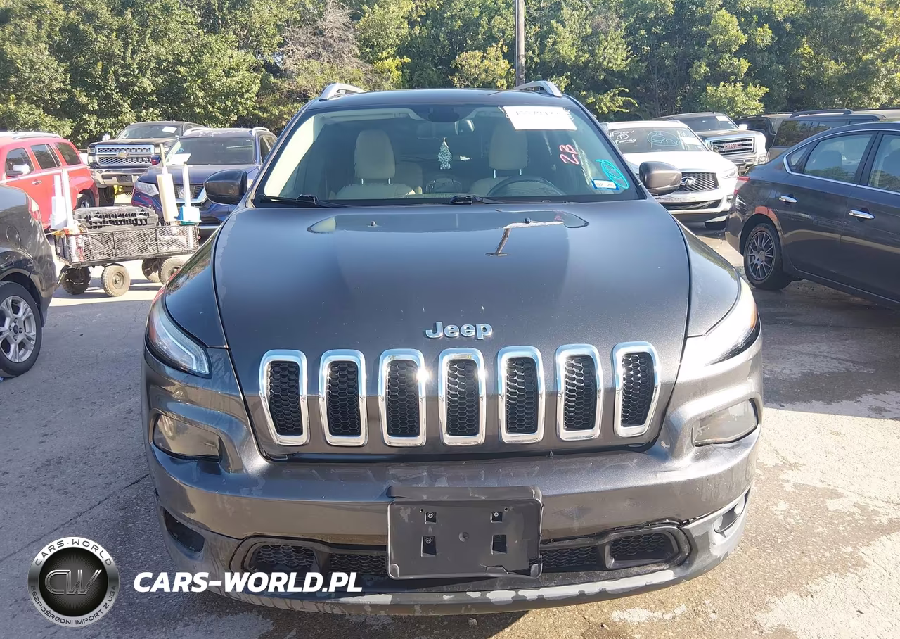2016 Jeep Cherokee Latitude VIN:1C4PJLCS4GW136455 - 11