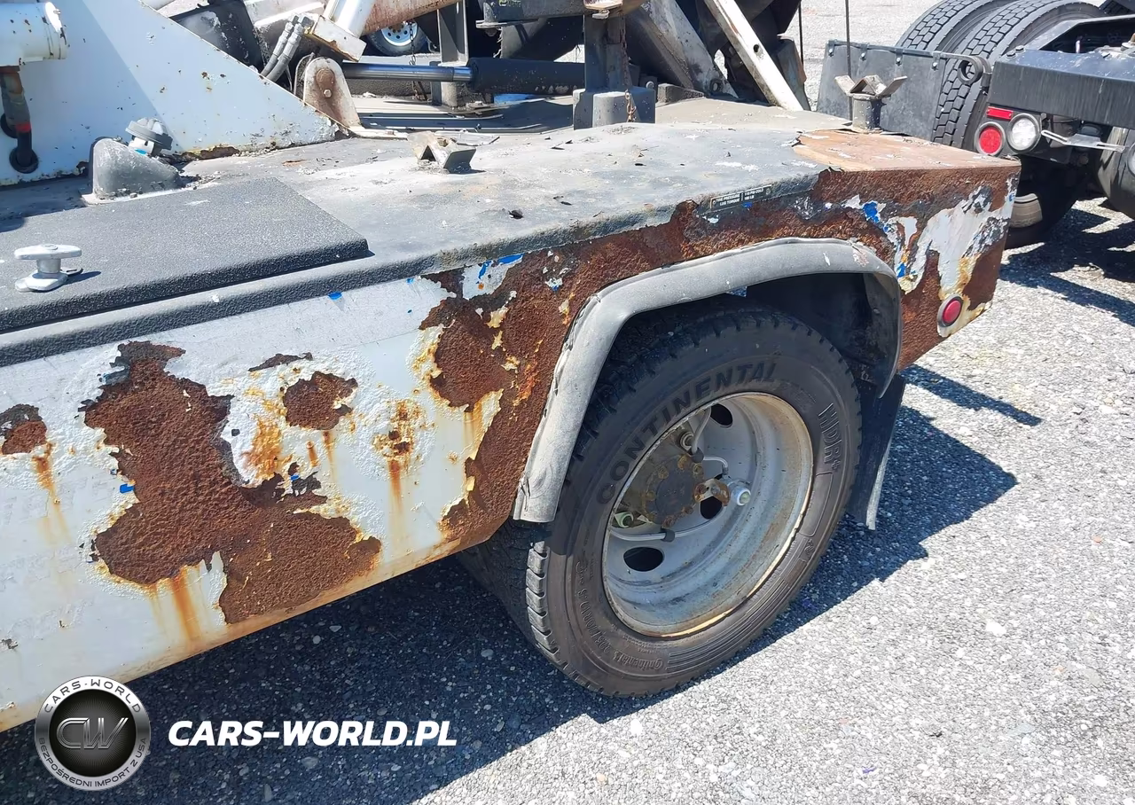 2014 Ford F-550 Chassis Xl VIN:1FDUF5HT7EEB42704 - 11