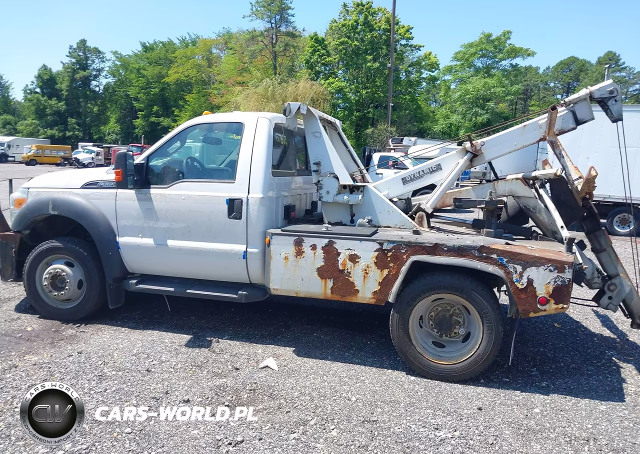 2014 Ford F-550 Chassis Xl VIN:1FDUF5HT7EEB42704 - 14