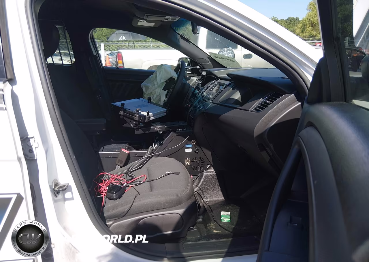 2019 Ford Police Interceptor VIN:1FAHP2L88KG107860 - 5