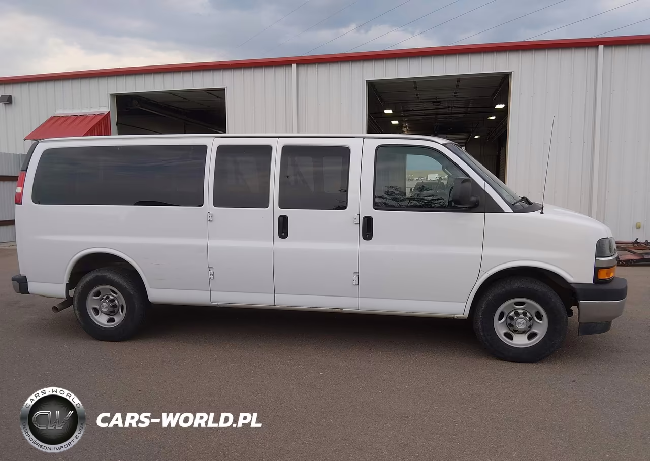2018 Chevrolet Express 3500 Lt VIN:1GAZGPFG6J1301036 - 18