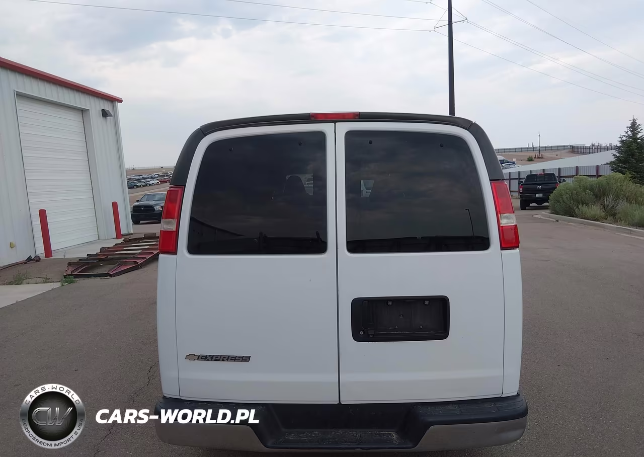 2018 Chevrolet Express 3500 Lt VIN:1GAZGPFG6J1301036 - 21
