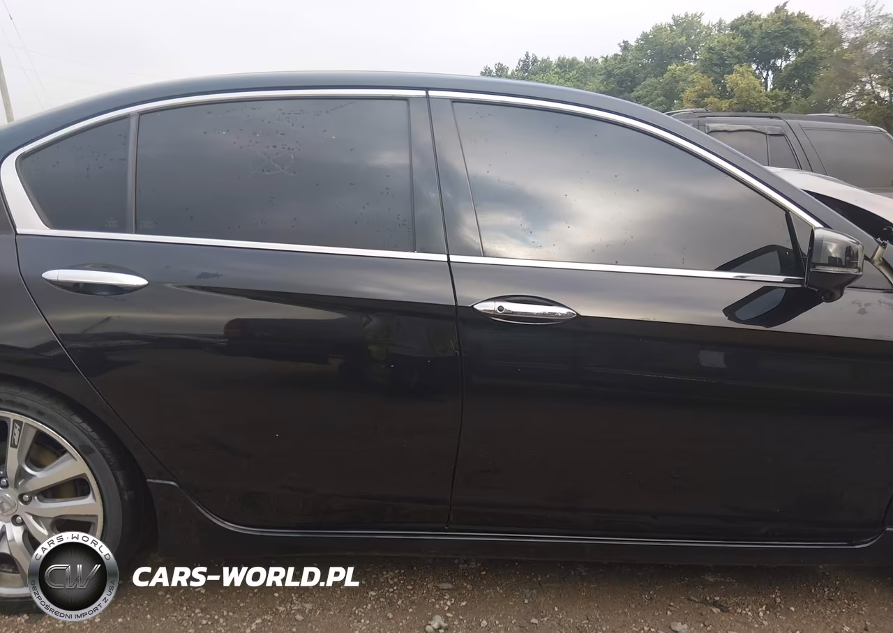 2017 Honda Accord Touring V6 VIN:1HGCR3F98HA037542 - 14