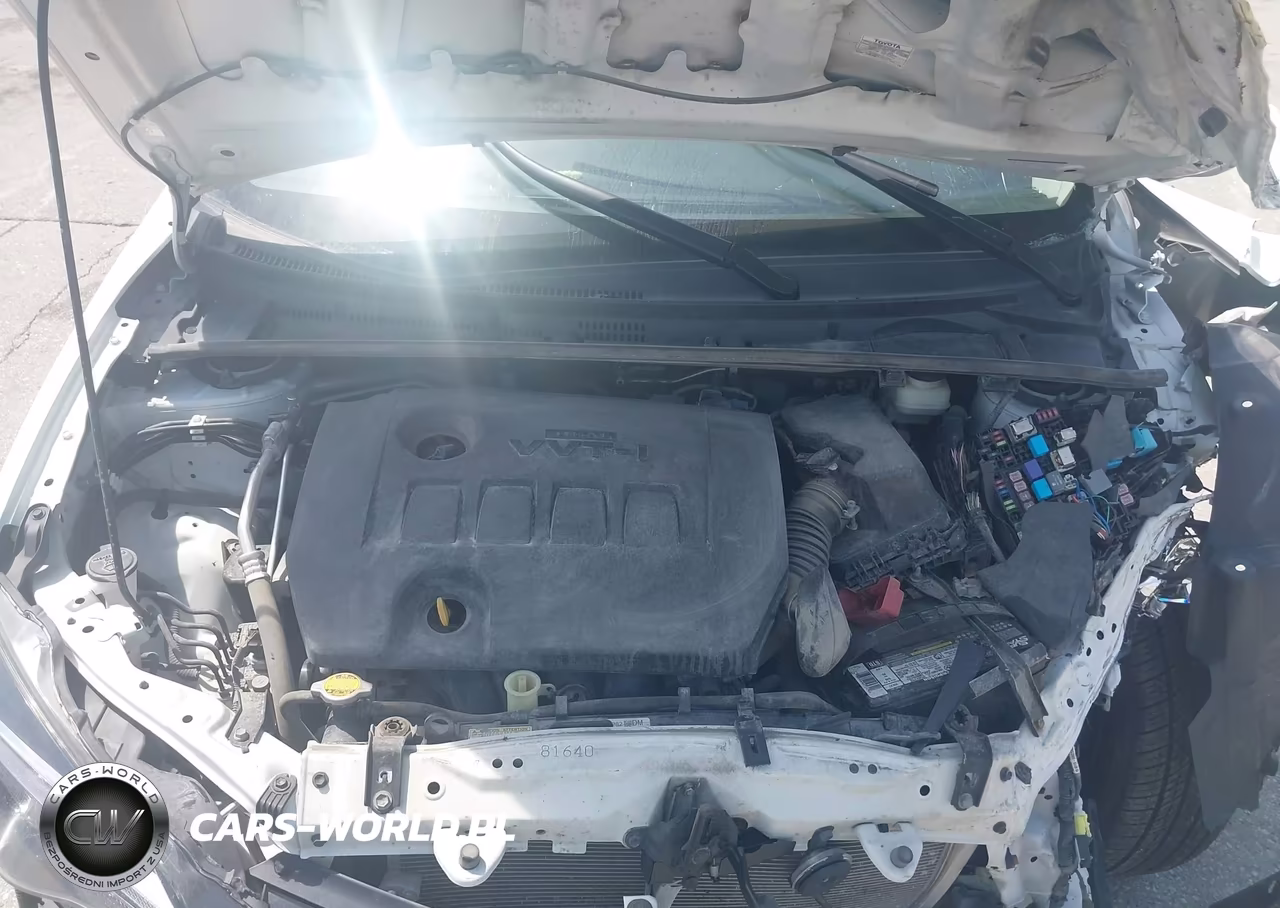 2017 Toyota Corolla Le VIN:2T1BURHE9HC800993 - 10