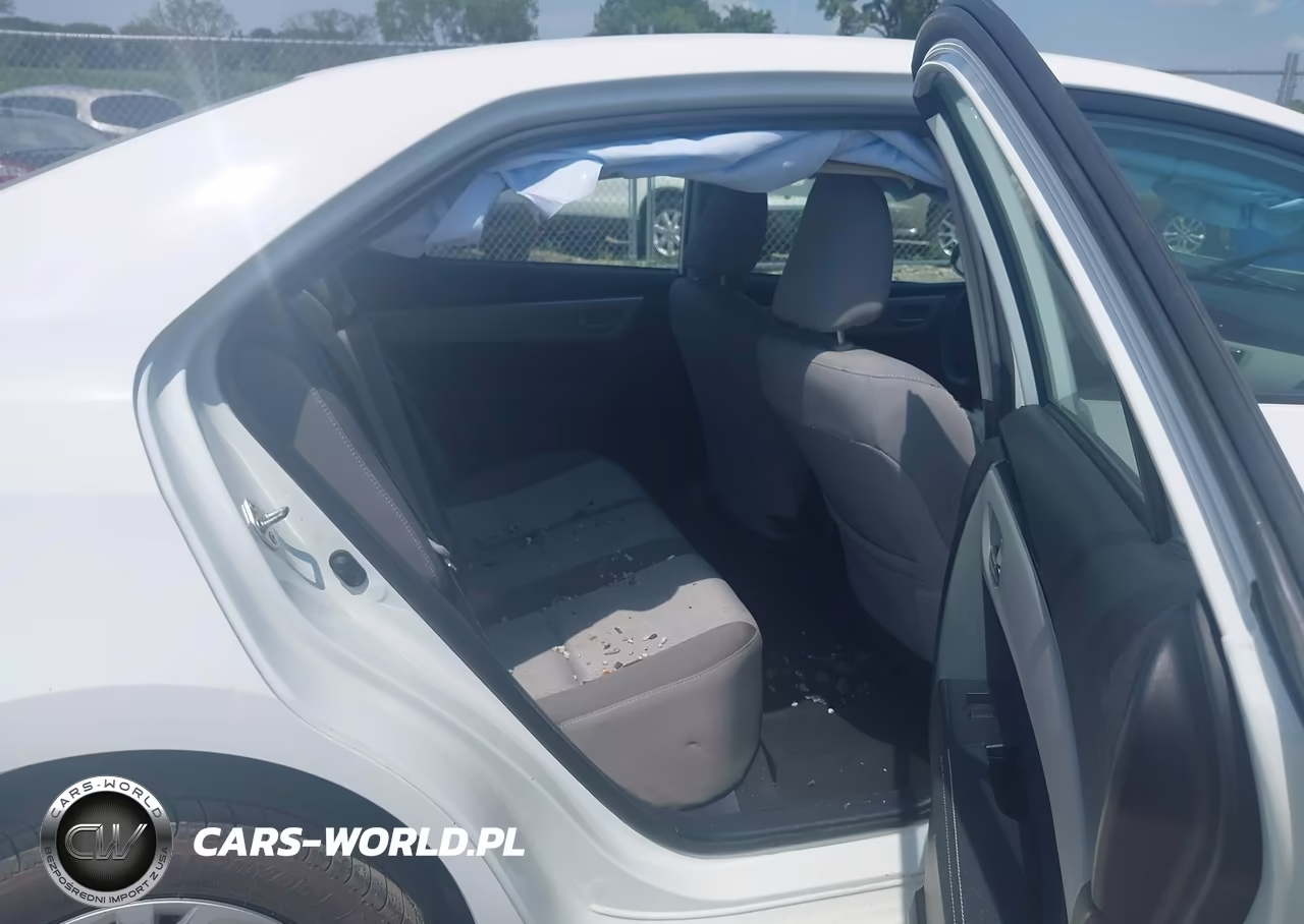 2017 Toyota Corolla Le VIN:2T1BURHE9HC800993 - 8