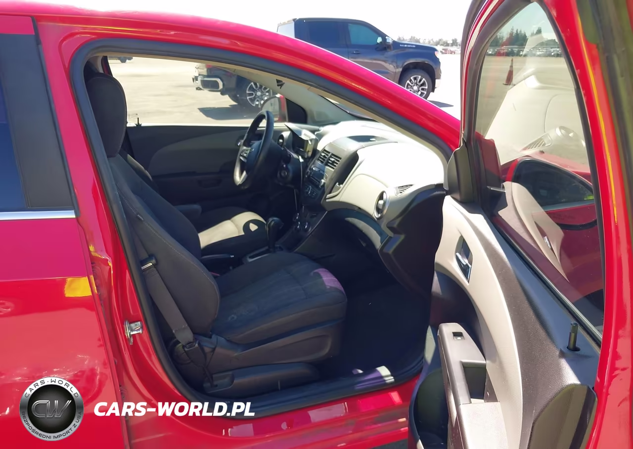 2015 Chevrolet Sonic Lt Auto VIN:1G1JC5SG8F4189879 - 5