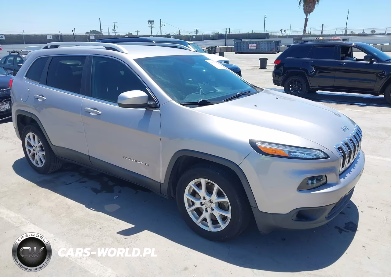 2017 Jeep Cherokee Latitude – zdjęcie 1 z 16