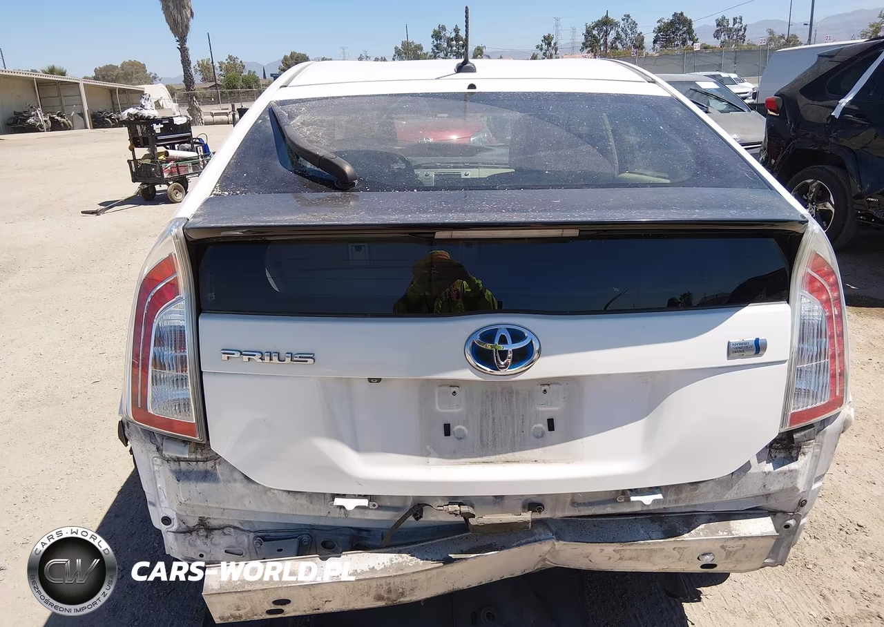 2012 Toyota Prius Three VIN:JTDKN3DU2C5436560 - 17