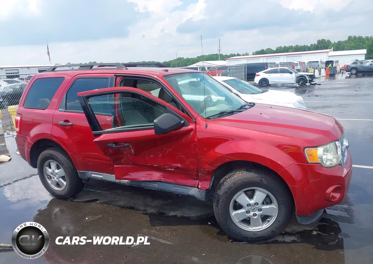 2011 Ford Escape Xlt VIN:1FMCU0D79BKA92513 - 13