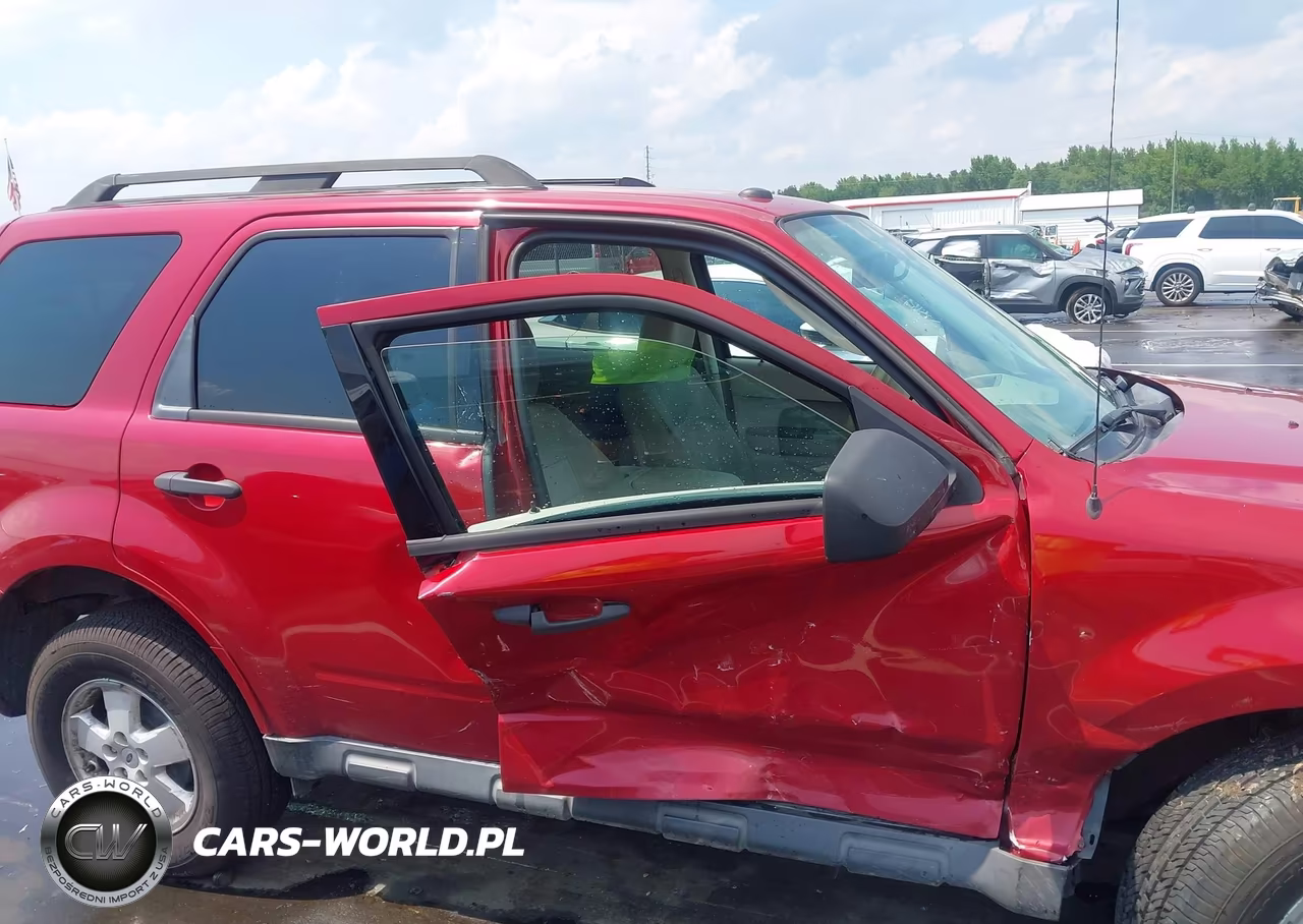 2011 Ford Escape Xlt VIN:1FMCU0D79BKA92513 - 6