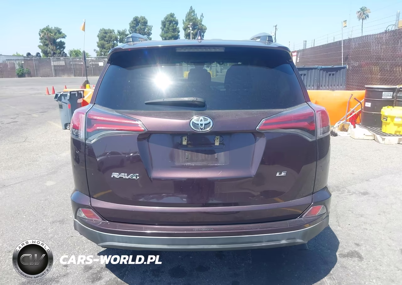 2018 Toyota Rav4 Le VIN:2T3ZFREVXJW429125 - 15