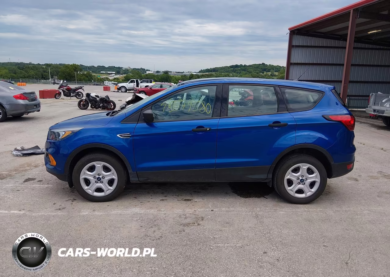 2019 Ford Escape S VIN:1FMCU0F70KUB86118 - 14