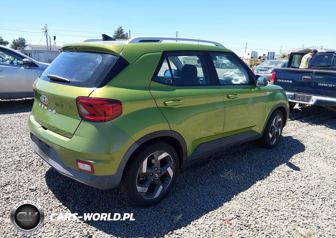 2022 Hyundai Venue Sel VIN:KMHRC8A34NU202888 - 4