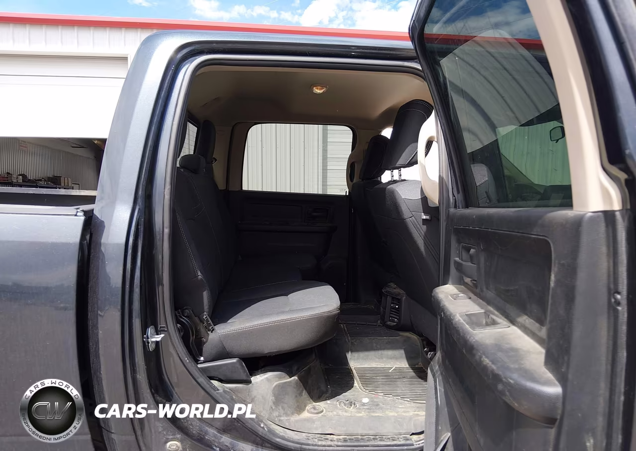 2020 Ram 2500 Tradesman 4X4 6'4 Box VIN:3C6UR5CJXLG226174 - 8
