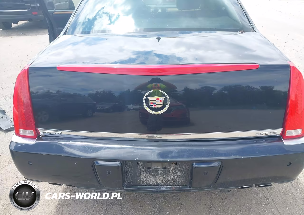 2011 Cadillac Dts Platinum Collection VIN:1G6KP5ES8BU101300 - 15