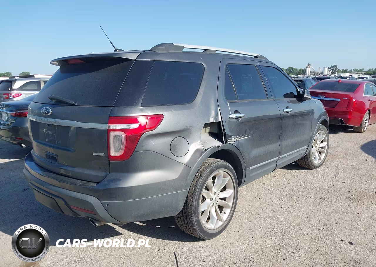 2015 Ford Explorer Xlt VIN:1FM5K8D8XFGB24884 - 4