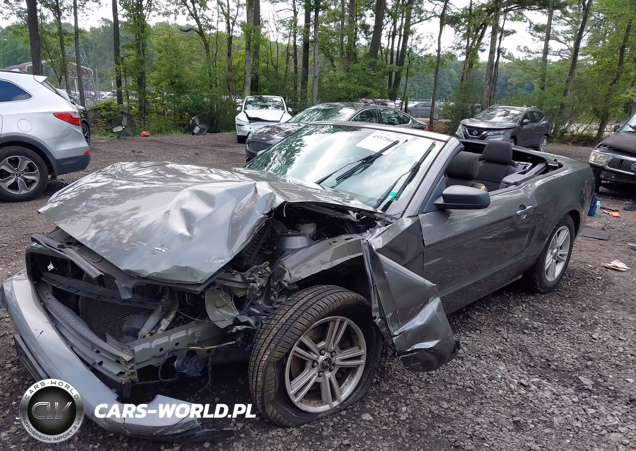 2014 Ford Mustang V6 VIN:1ZVBP8EM0E5264843 - 6