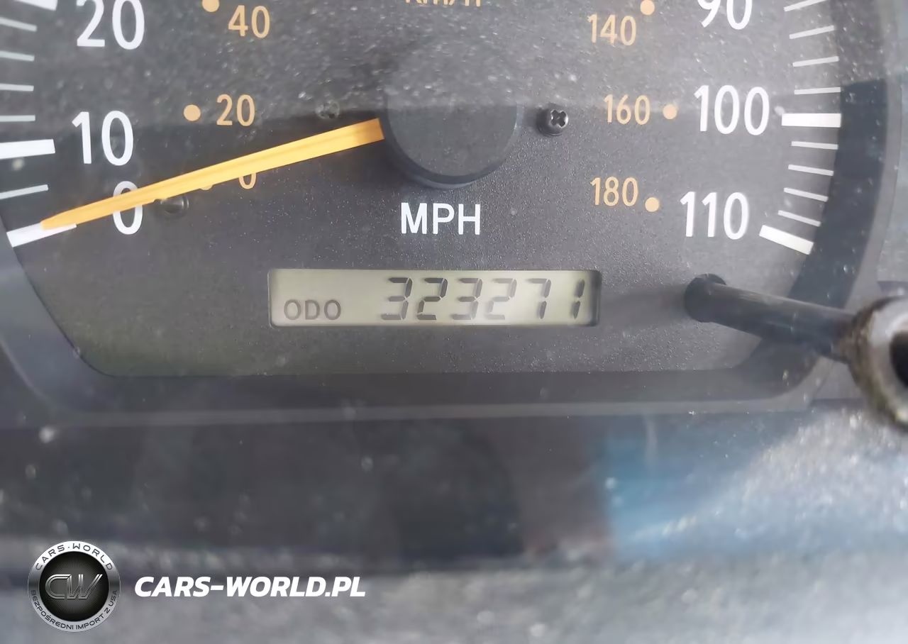 2004 Toyota Tundra Limited V8 VIN:5TBDT48184S439973 - 16
