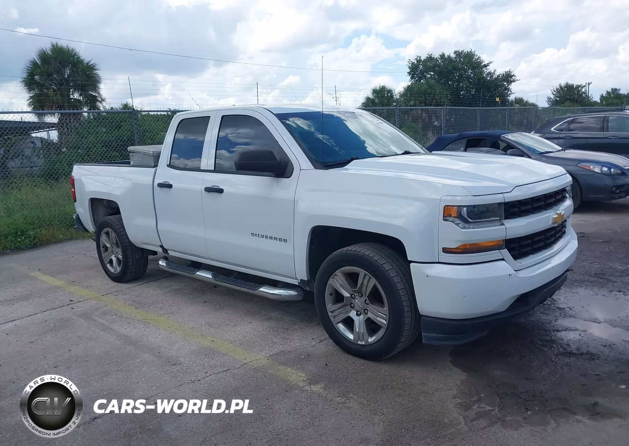 2017 Chevrolet Silverado 1500 Custom