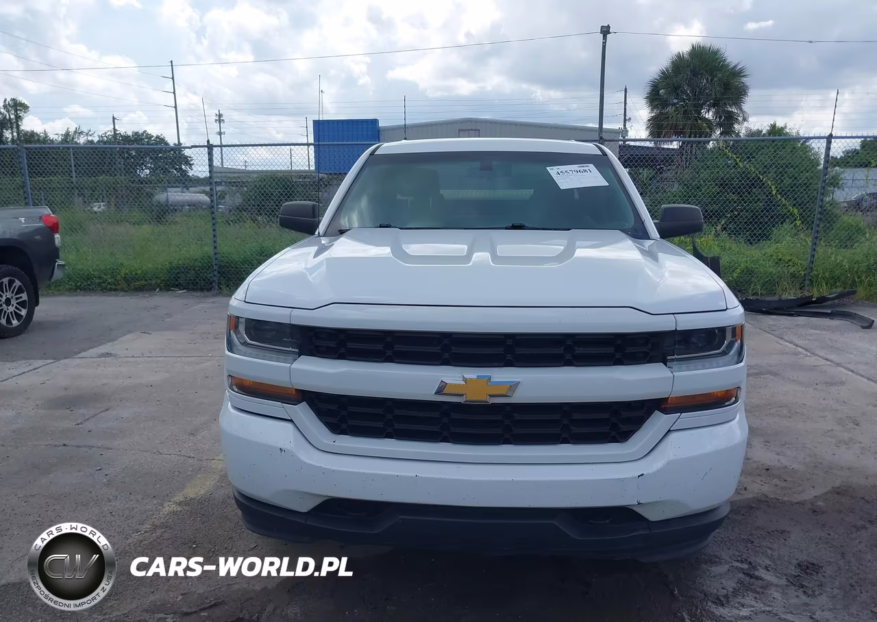 2017 Chevrolet Silverado 1500 Custom VIN:1GCRCPEH5HZ284612 - 12