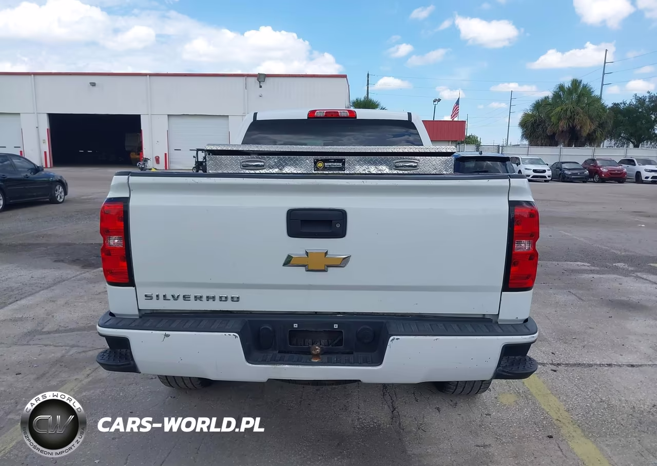 2017 Chevrolet Silverado 1500 Custom VIN:1GCRCPEH5HZ284612 - 16