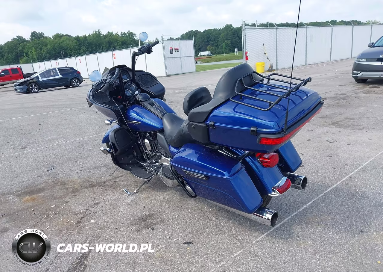 2016 Harley-Davidson Fltru VIN:1HD1KGL15GB647146 - 3