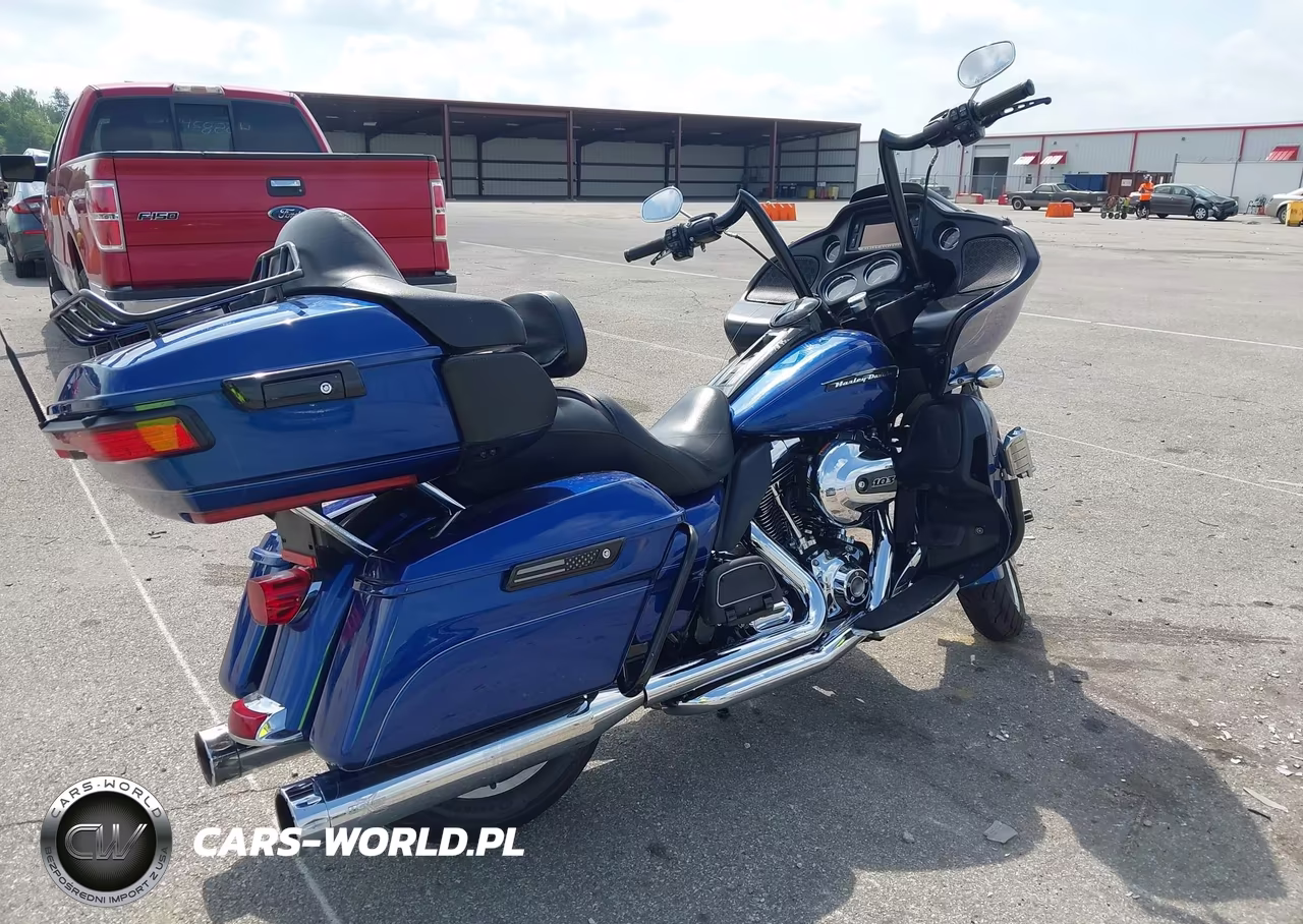 2016 Harley-Davidson Fltru VIN:1HD1KGL15GB647146 - 4
