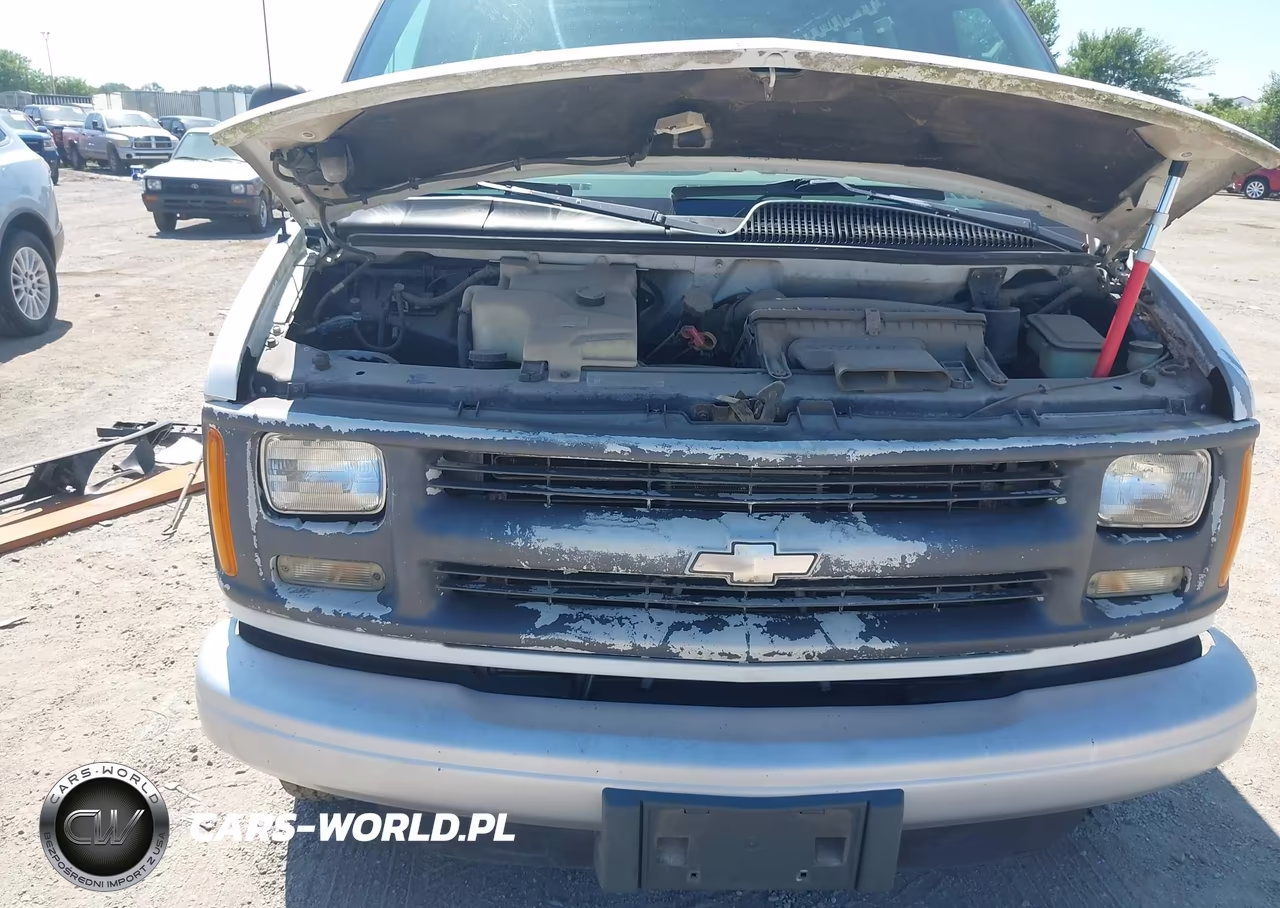 1998 Chevrolet Chevy G2500 VIN:1GCGG25R3W1000879 - 10
