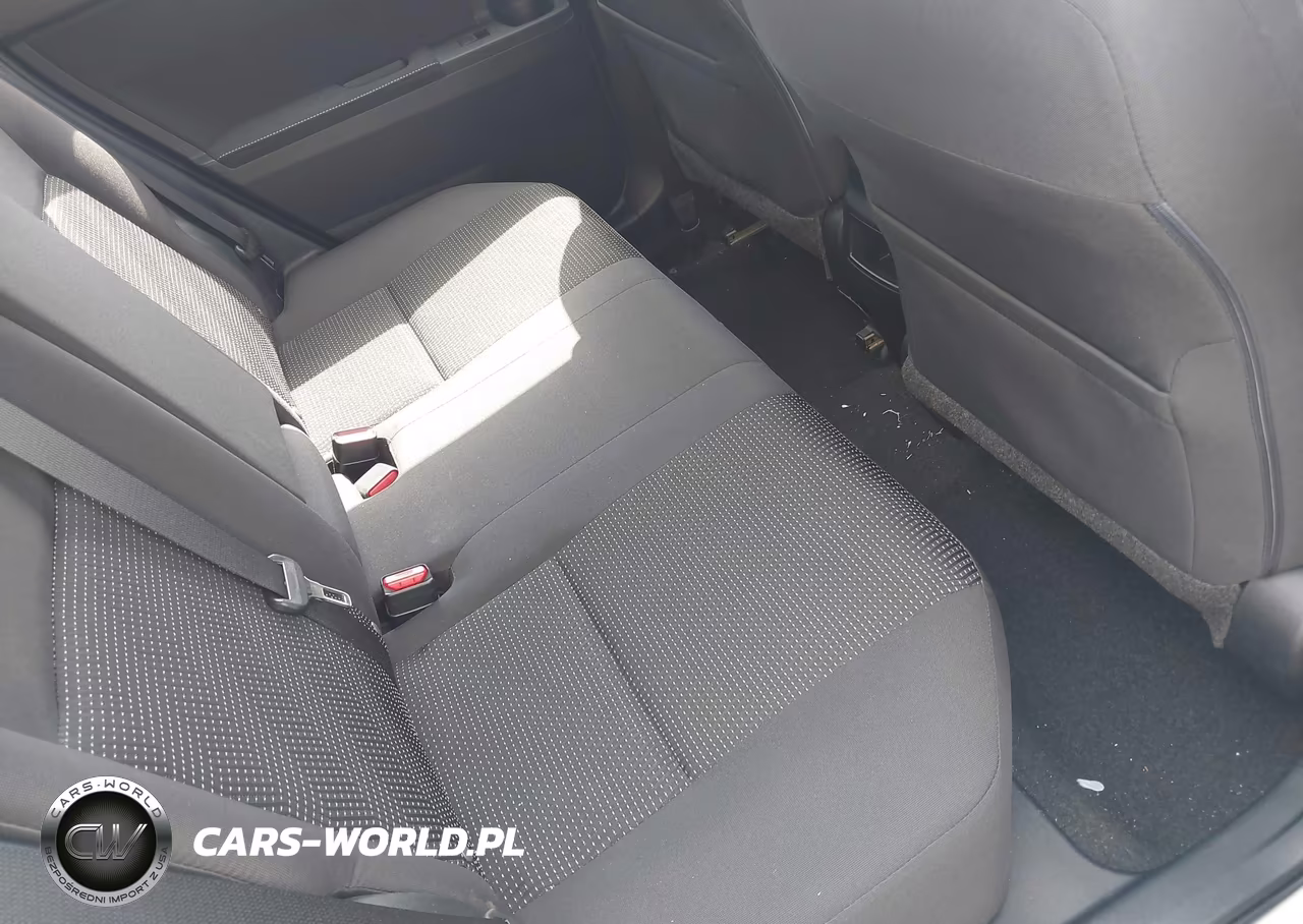 2017 Toyota Corolla Im VIN:JTNKARJE8HJ552691 - 8