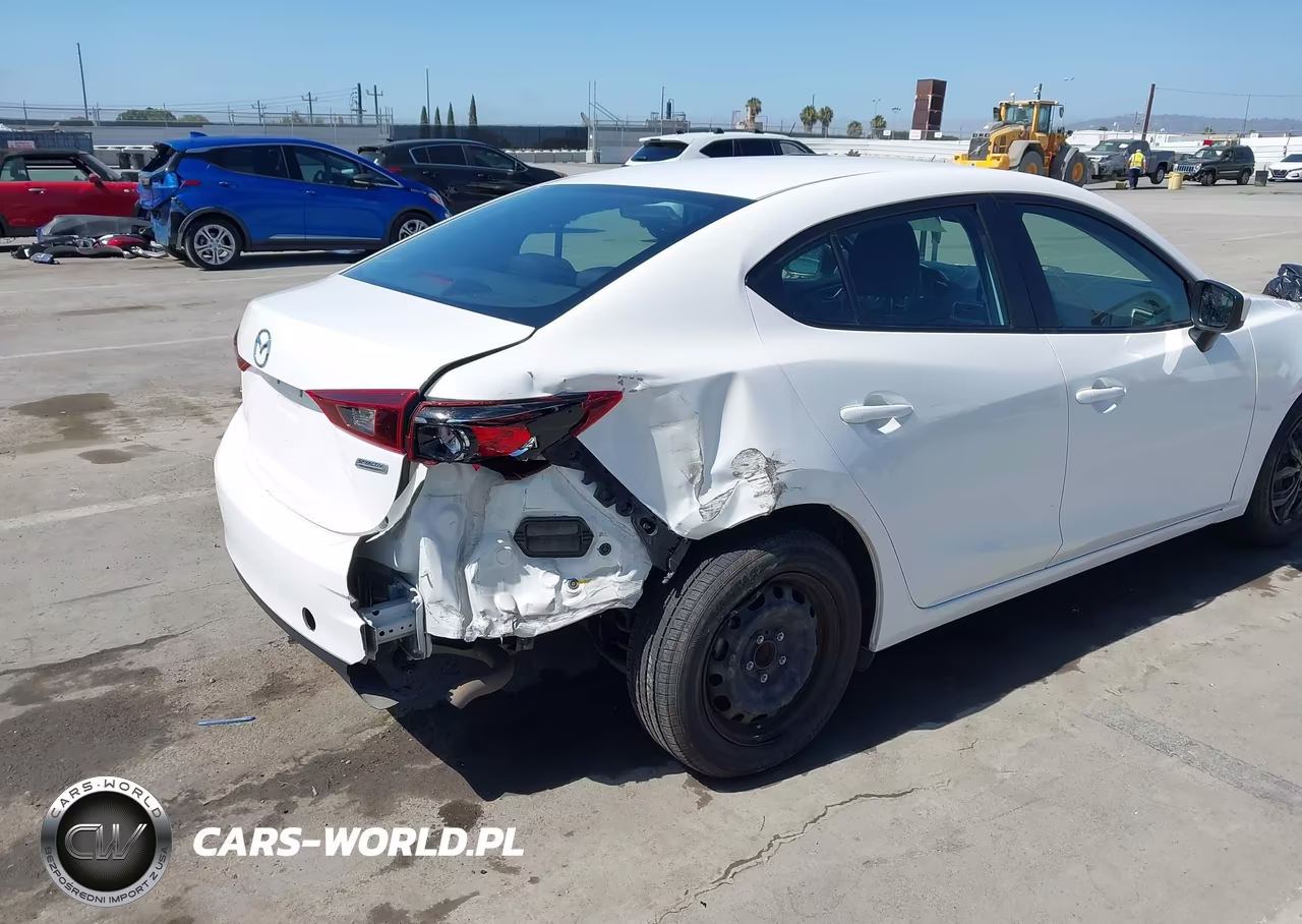 2017 Mazda Mazda3 Sport VIN:3MZBN1U79HM107030 - 6