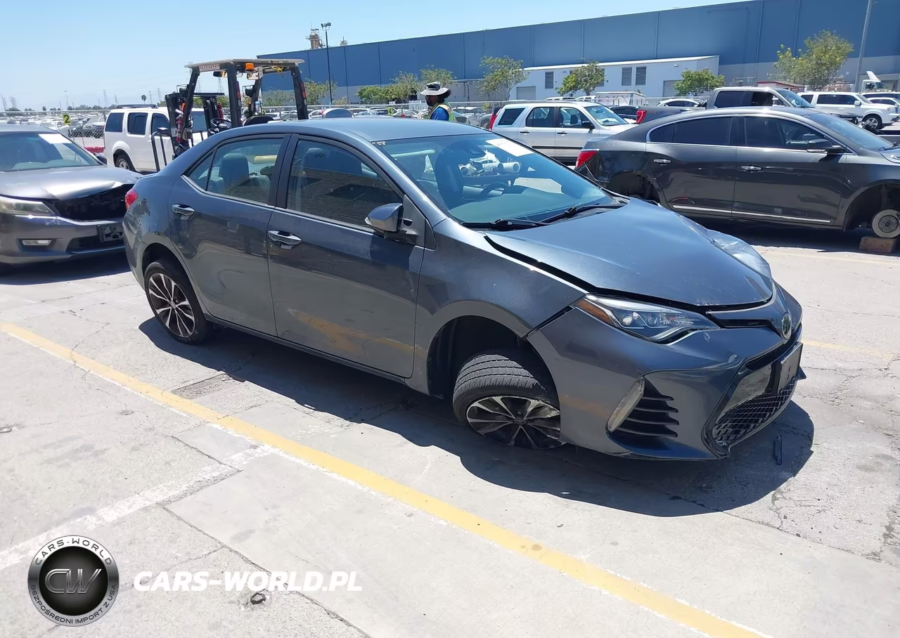 2018 Toyota Corolla Se – zdjęcie 1 z 17