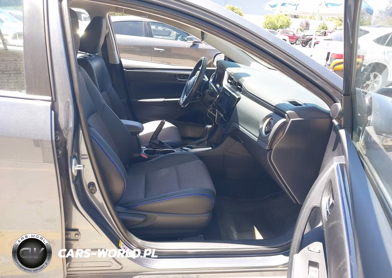 2018 Toyota Corolla Se VIN:2T1BURHEXJC066399 - 5