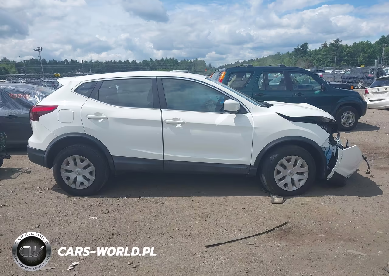 2019 Nissan Rogue Sport S VIN:JN1BJ1CR7KW310719 - 14