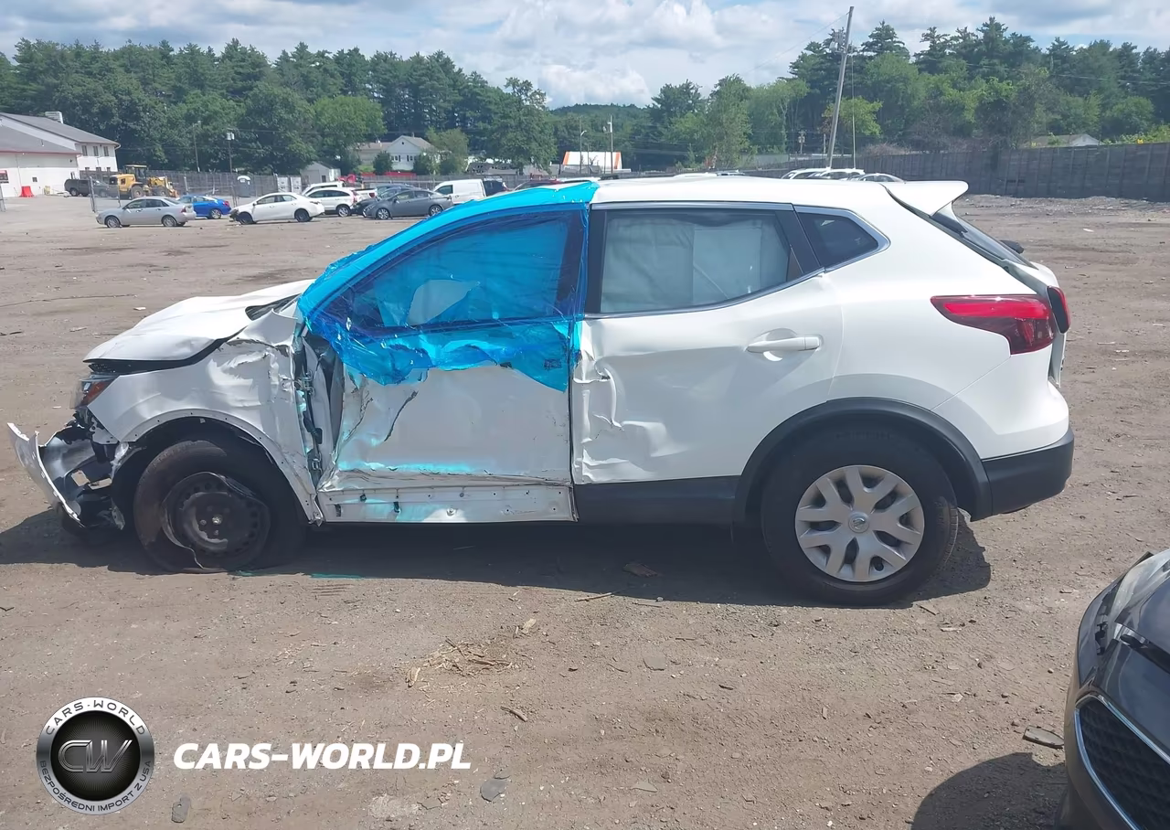 2019 Nissan Rogue Sport S VIN:JN1BJ1CR7KW310719 - 15