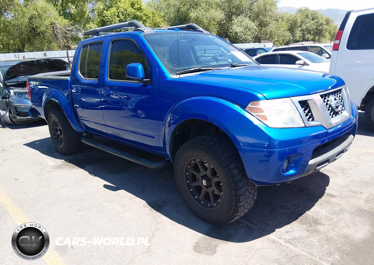 2015 Nissan Frontier Pro-4X-S-Sl-Sv – zdjęcie 1 z 16