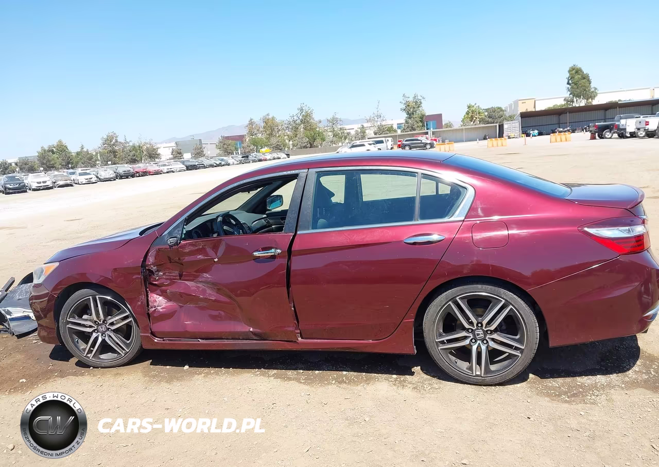 2017 Honda Accord Sport VIN:1HGCR2F53HA115717 - 15