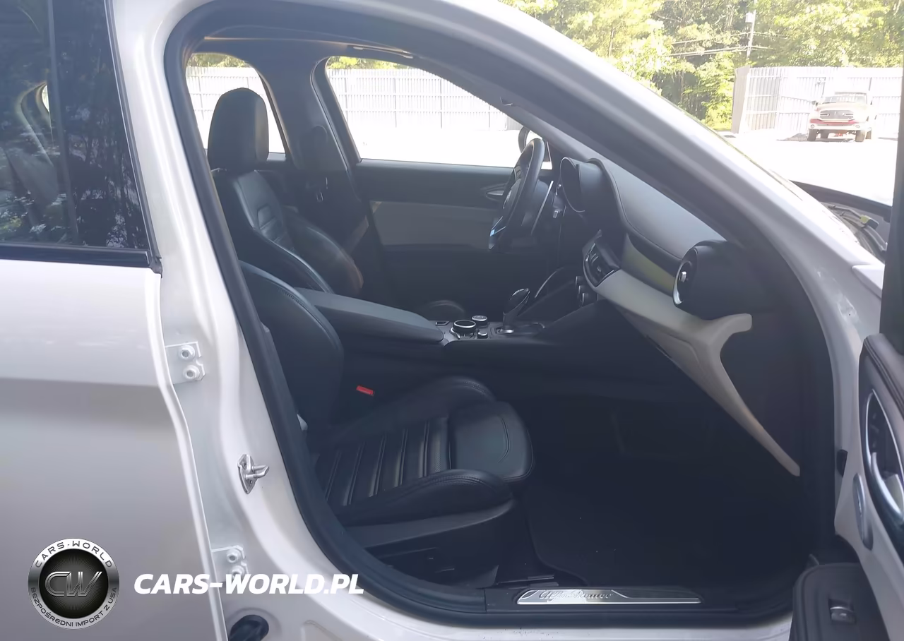 2019 Alfa Romeo Giulia Ti Sport Awd VIN:ZARFANBN9K7602408 - 5