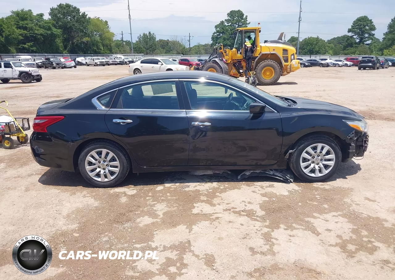 2018 Nissan Altima 2.5 S VIN:1N4AL3AP3JC230579 - 14