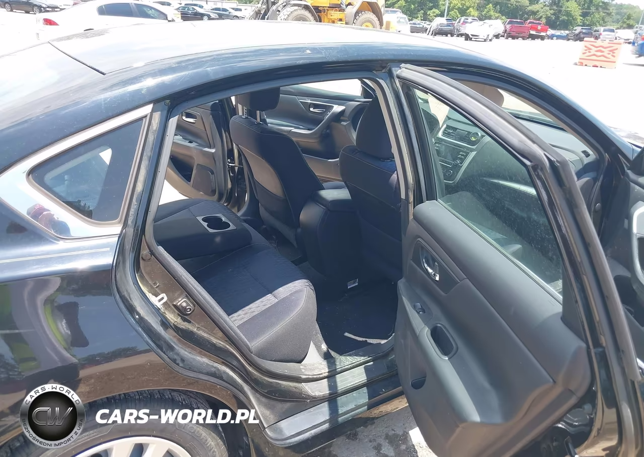 2018 Nissan Altima 2.5 S VIN:1N4AL3AP3JC230579 - 8