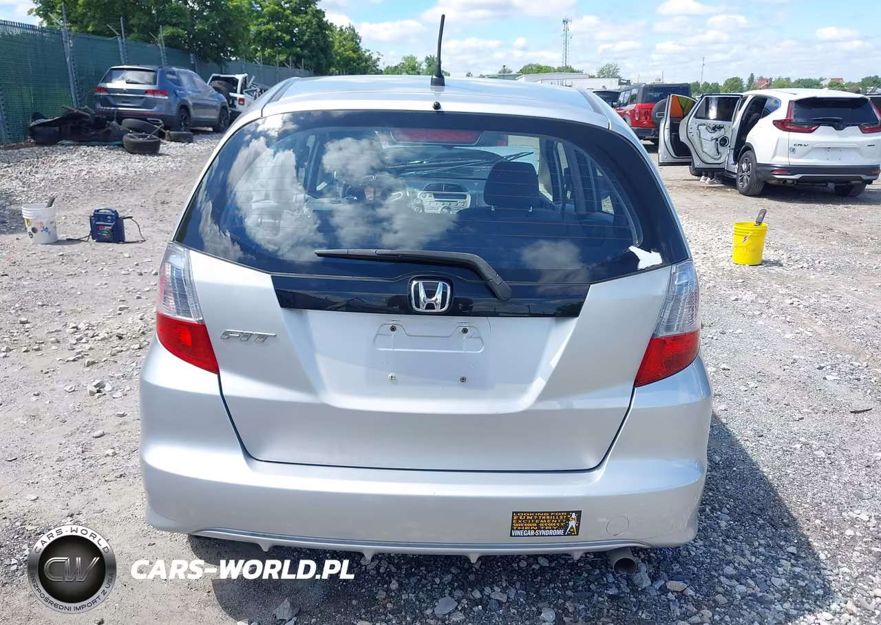 2012 Honda Fit VIN:JHMGE8H38CS000137 - 15
