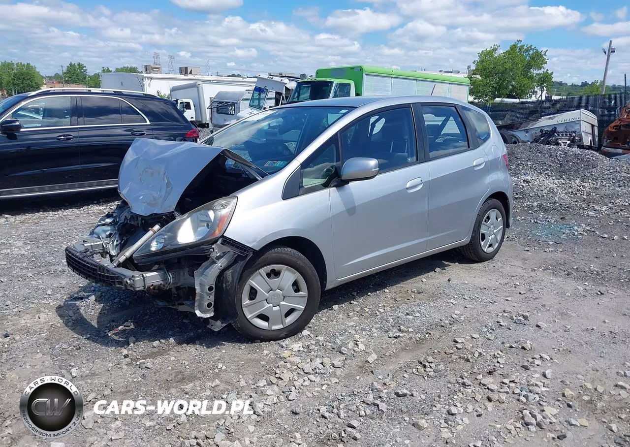 2012 Honda Fit VIN:JHMGE8H38CS000137 - 2