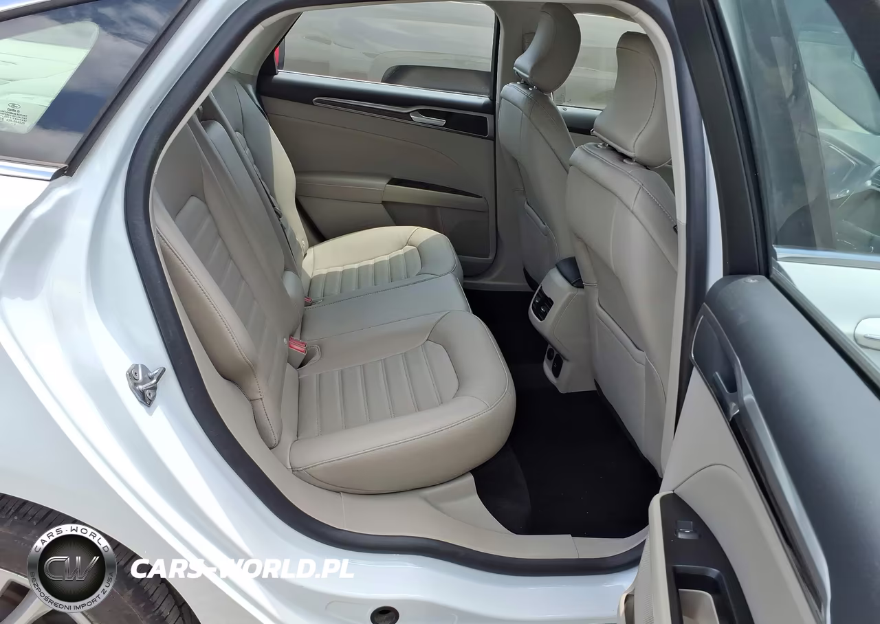 2018 Ford Fusion Hybrid Se VIN:3FA6P0LU3JR271288 - 8