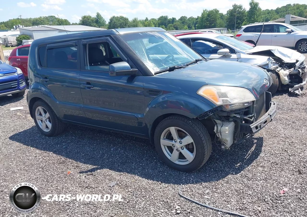 2011 Kia Soul +