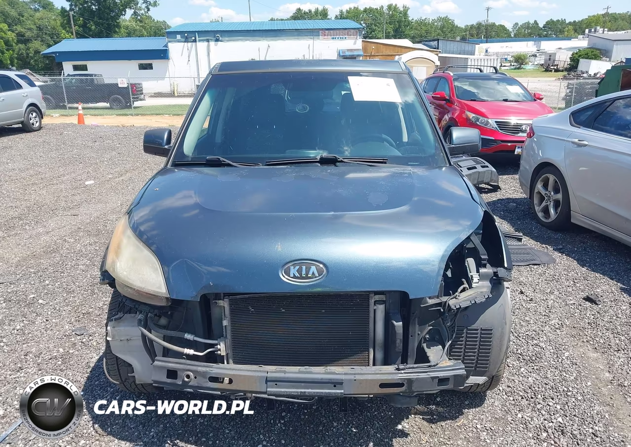 2011 Kia Soul + VIN:KNDJT2A21B7312782 - 13