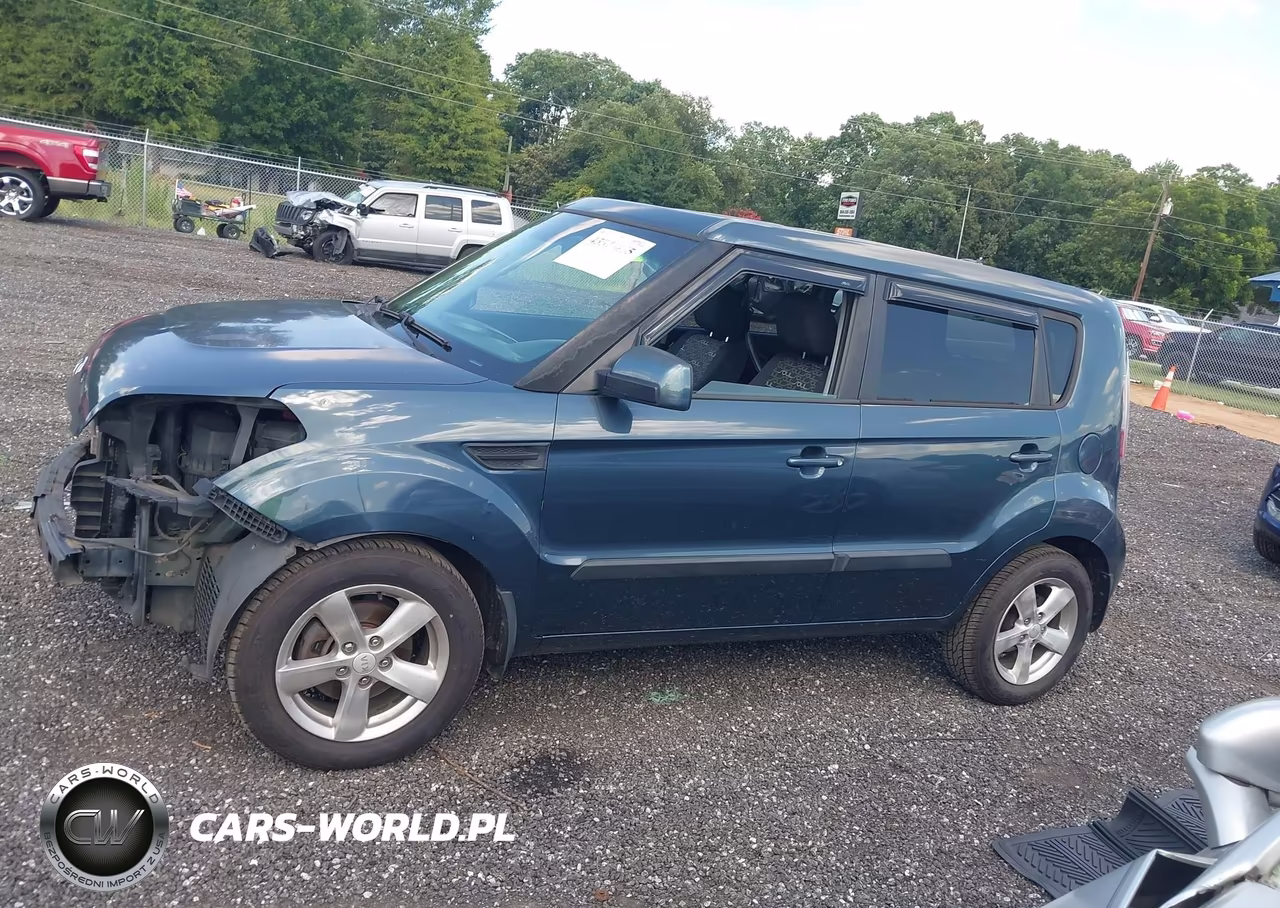 2011 Kia Soul + VIN:KNDJT2A21B7312782 - 15